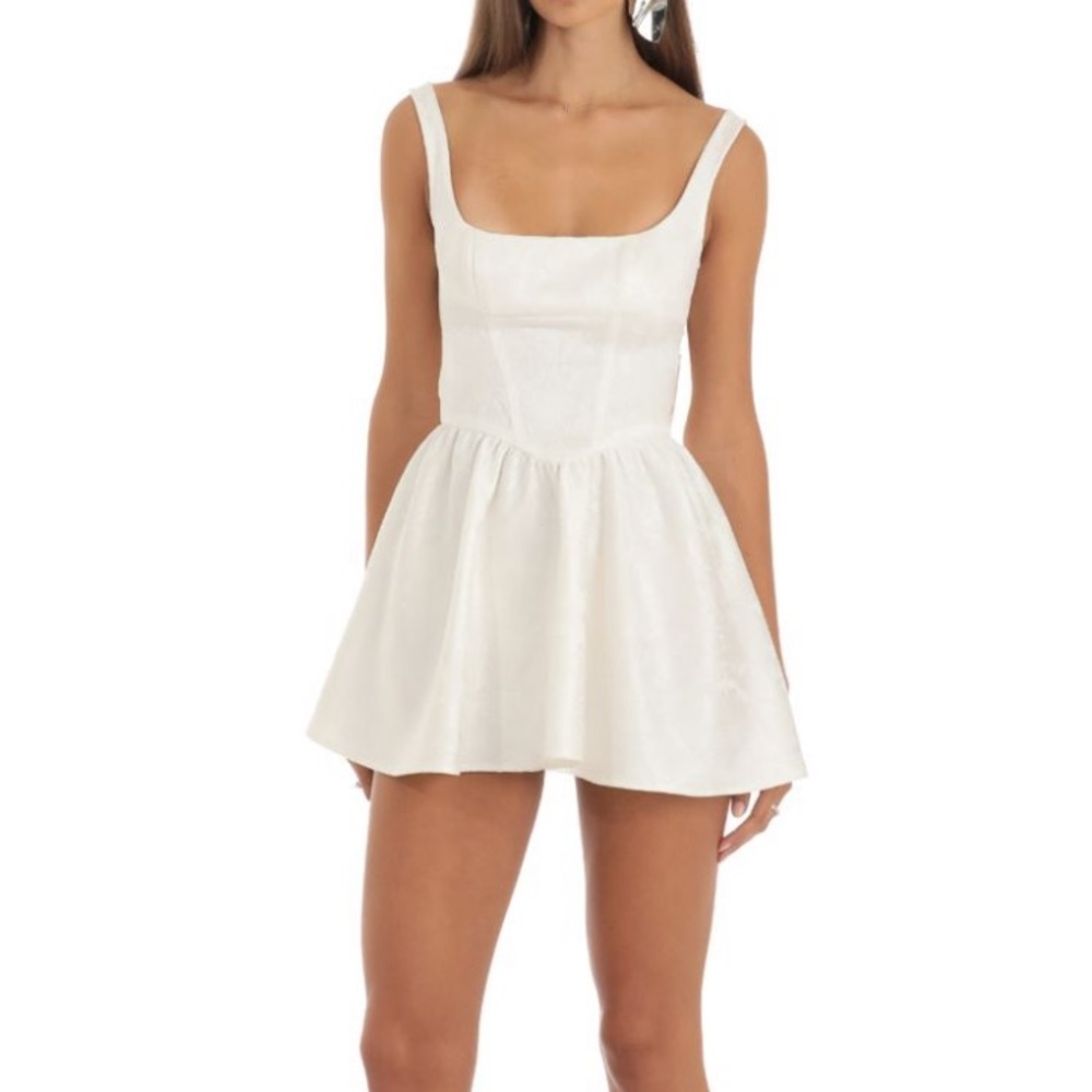 Lucy in the Sky Indiana Jacquard Mini Dress in White. Size Large